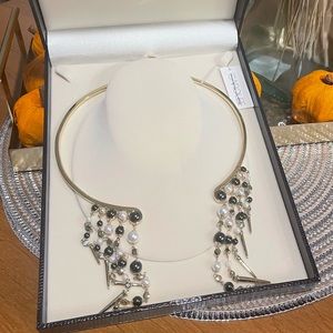Necklace, new !
